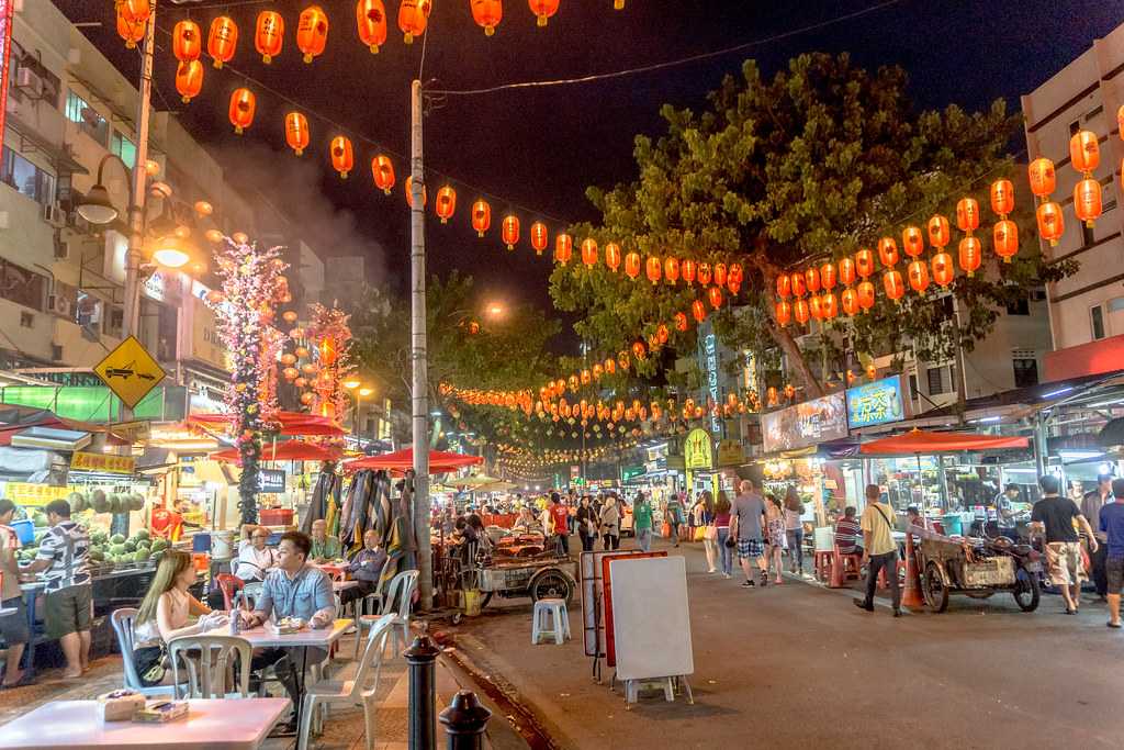 Hi Pecinta Kuliner, Jika Wisata ke Kuala Lumpur Malaysia, Wajib dong Kunjungi Pasar Malamnya!
