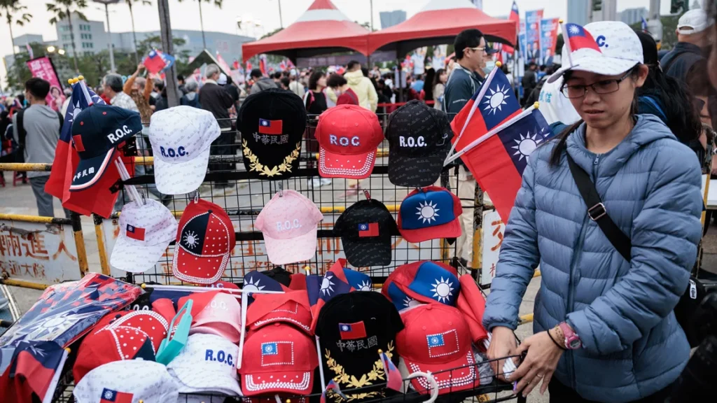 Berita Ekonomi : Apa yang dipertaruhkan bagi perekonomian global saat Taiwan mengadakan pemilu?
