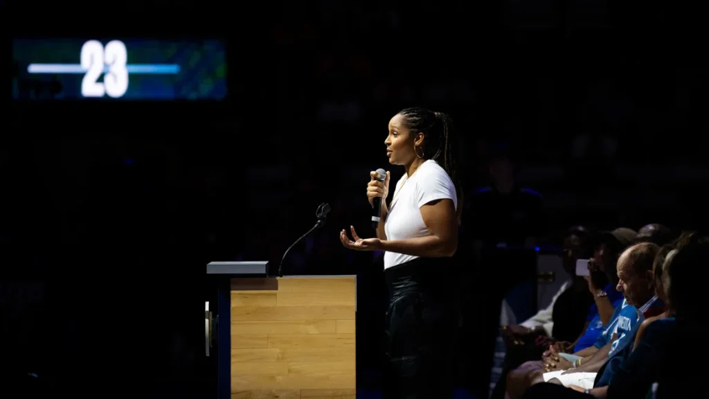 Minnesota Lynx mengalahkan Caitlin Clark dan Indiana Fever